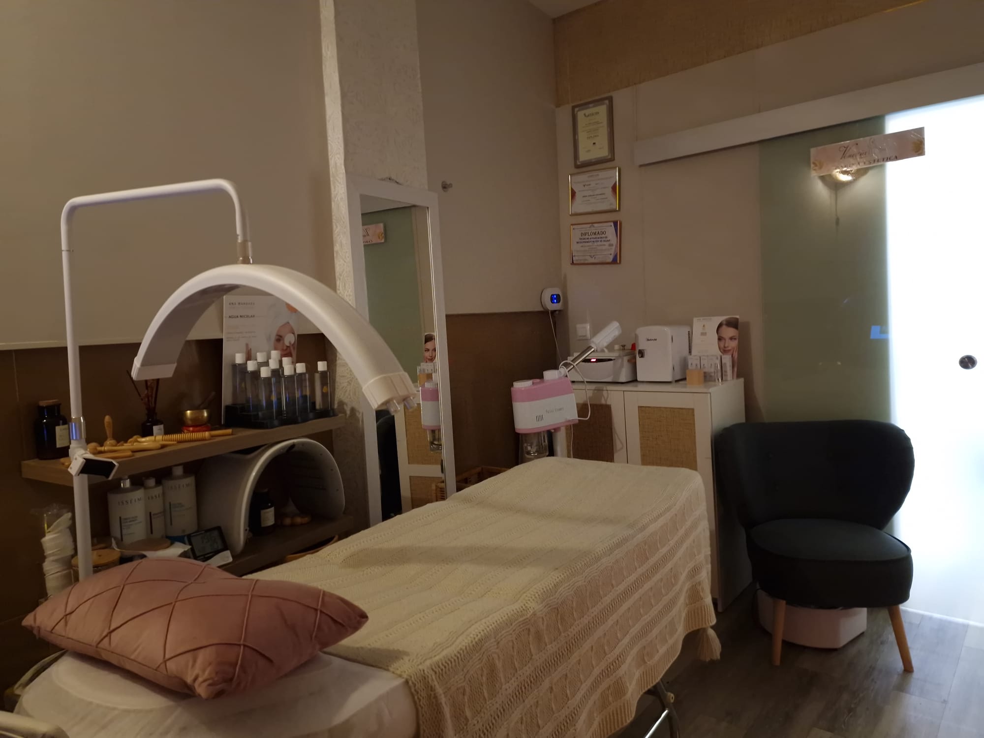 02b18560-fe8f-4b04-b62a-4e7ea8d332f5